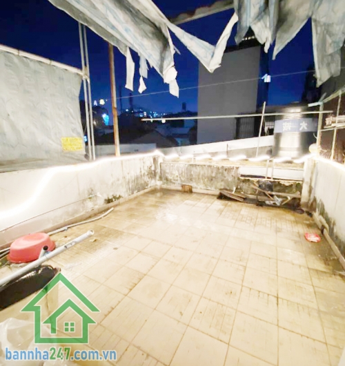 Chỉ 4.85 tỷ có ngay nhà 3 tầng BTCT tại trung tâm Phường Tân Sơn Nhì, Tân Phú. DT: 47.8m2 (4x12m)  - 3 TẦNG - 3PN - 3WC Diện tích 47.8m2 (4x12m), kết cấu 1 trệt 1 trệt, 1 lầu, 1 sân thượng, 3 PN, 3 WC
