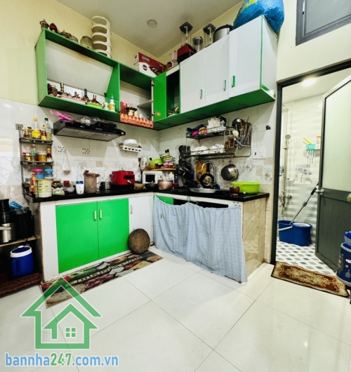 NHÀ MỚI LẠC LONG QUÂN - ÂU CƠ TÂN BÌNH – HẺM XE HƠI – 47M2 NỞ HẬU – NGANG 4.6M – 2 TẦNG – CHỈ 5.4 TỶ TL Diện tích: 47m2, ngang 4.4m nở hậu đẹp. Kết cấu: 1 trệt + 1 lầu. 3PN - 2WC. 