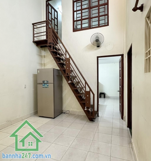 CHỈ 7 TỶ - NHÀ ĐẸP P5 TÂN BÌNH - HẺM ÔTÔ - MT 5M  Hẻm 4m thông Hoàng Sa - CMT8, vài bước ra chợ, Vissan, CA phường – cực kỳ an ninh. 