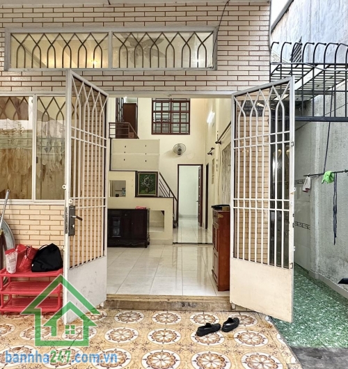 CHỈ 7 TỶ - NHÀ ĐẸP P5 TÂN BÌNH - HẺM ÔTÔ - MT 5M  Hẻm 4m thông Hoàng Sa - CMT8, vài bước ra chợ, Vissan, CA phường – cực kỳ an ninh. 