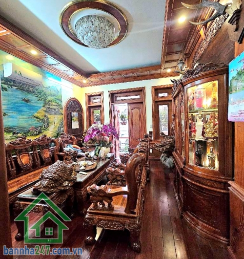 CHỈ 13,5 TỶ (TL) - NHÀ 4 TẦNG BTCT – ĐƯỜNG NHỰA 8M THÔNG – NHẤT CHI MAI, TÂN BÌNH - 5 PN - 6 WC  Diện tích: 56m² (4.1 x 14m) – đất vuông vức, công nhận đủ. Kết cấu: 1 trệt + 3 lầu + sân thượng (4 tầng BTCT) 5 PN - 6 WC