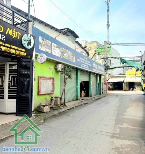 CHỈ 5,88 TỶ - MTKD NHỰA 8M – GẦN AEON TÂN PHÚ – 2 TẦNG – THUÊ 10TR/TH – 50M² – SỔ VUÔNG  DT: 50m² (4 x 12.5m) – sổ hồng vuông vức  Kết cấu: 2 Tầng (1 trệt 1 lầu)