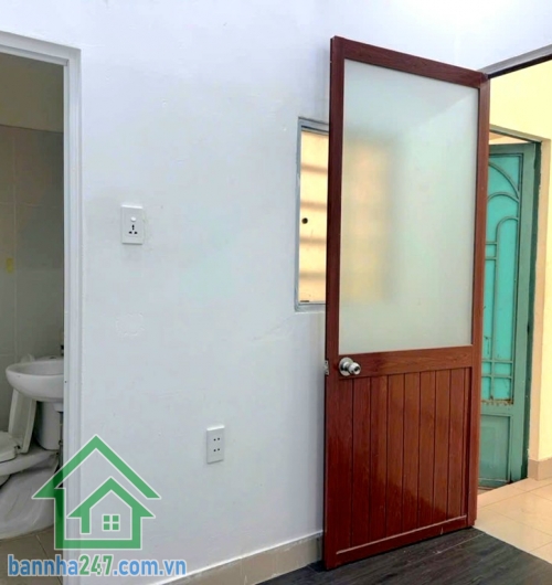 CHỈ 5,88 TỶ - MTKD NHỰA 8M – GẦN AEON TÂN PHÚ – 2 TẦNG – THUÊ 10TR/TH – 50M² – SỔ VUÔNG  DT: 50m² (4 x 12.5m) – sổ hồng vuông vức  Kết cấu: 2 Tầng (1 trệt 1 lầu)