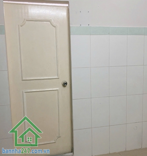 CHỈ 4.3 TỶ (TL) – NHÀ 1 LẦU TRƯỜNG CHINH – TÂN SƠN NHÌ – TÂN PHÚ – ĐANG CHO THUÊ 7TR/THÁNG Diện tích: 4m x 12m – DTCN 47m² Kết cấu: 1 trệt, 1 lầu, xây chắc chắn. 