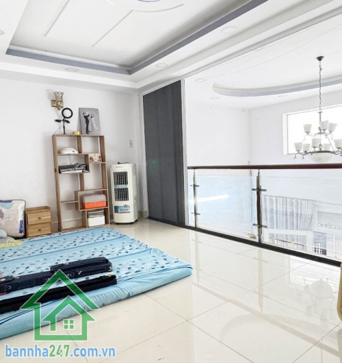 CHỈ 7,78 TỶ – HXH 5M Ô TÔ VÀO NHÀ – NGANG HIẾM (5.5 13)M  – 3 TẦNG - 4PN – 3WC 