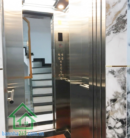 CHỈ 10.45 TỶ – HẺM XE HƠI – 6 TẦNG LUNG LINH – THANG MÁY XỊN – 7PN – 7WC DT: 45/52m² (3.7 x 12m). Kết cấu: 6 tầng BTCT, có thang máy xịn, gồm 7PN, PK, Bếp, Sân thượng rộng.