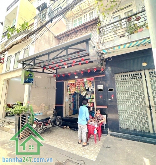 CHỈ 6.8 TỶ – NHÀ HẺM Ô TÔ THÔNG – KHU VIP BÀU CÁT, TÂN BÌNH GẦN CHỢ TÂN BÌNH – CHỢ ÔNG ĐỊA – 5 PHÚT QUA QUẬN 10 – GIÁP Q11 - DTSD 150m² – 5 TẦNG – 6PN – 3WC Vị trí siêu đắc địa: – Hẻm ô tô thông thoáng, khu VIP Bàu Cát – Gần chợ Tân Bình, chợ Ông Địa, côn