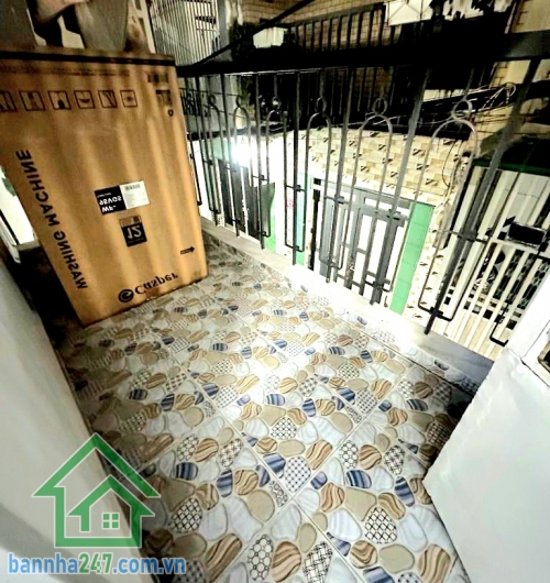 CHỈ 3,65 TỶ – NHÀ ĐẸP KHU VIP DÂN TRÍ – MTKD NGAY NGUYỄN SƠN – CÓ DÒNG TIỀN - 2PN - 2WC Vị trí đẹp: khu VIP dân trí cao, ngay Nguyễn Sơn, gần chợ Tân Hương
