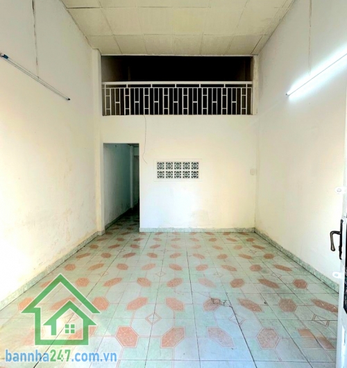 CHỈ 4,7 TỶ – HẺM XE TẢI – Ô TÔ NGỦ TRONG NHÀ – GÒ DẦU, TÂN PHÚ - 2PN - 2WC Vị trí đẹp: ngay Gò Dầu, gần chợ Tân Hương Hẻm xe tải, ô tô ngủ trong nhà thoải mái