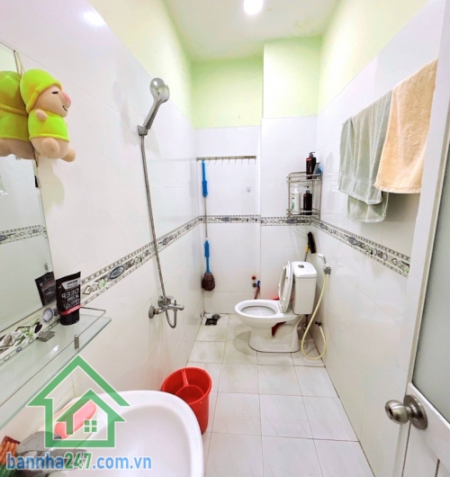CHỈ 6,99 TỶ - SIÊU PHẨM NHÀ PHỐ 4 TẦNG – KHU VIP TÂN SƠN NHÌ (TÂN PHÚ) - HẺM Ô TÔ – ĐI BỘ RA CÔNG VIÊN – 3 PHÚT AEON MALL - 5 PN – 4 WC Diện tích sử dụng: ~175m²