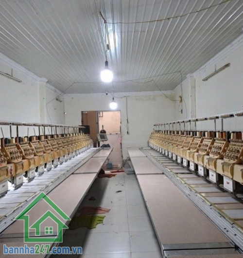 CHỈ 4,45 TỶ – NHÀ 2 TẦNG BÌNH HƯNG HÒA – XE HƠI VÔ NHÀ – HẺM THÔNG 5M