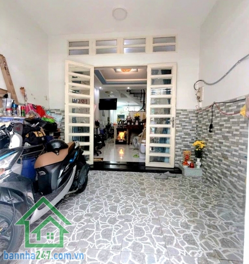 CHỈ 4,85 TỶ – NHÀ 2 MẶT HXH – MÃ LÒ - DT: 60M² (4X15,2)M - 2 TẦNG BTCT - 2PN - 2WC * Diện tích: 4 x 15,2m * Kết cấu: 2 tầng BTCT (1 trệt 1 lầu) * 2 PN - 2WC