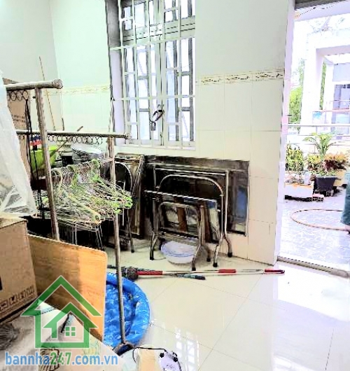 CHỈ 4,4 TỶ – NHÀ 4 TẦNG HẺM Ô TÔ – NGAY KHU TÊN LỬA Diện tích: 4x10m- Hẻm xe hơi 5m, thông nhiều hướng, vị trí cực đẹp ngay Tỉnh Lộ 10 – Khu Tên Lửa, thuận thuận tiện di chuyển Tân Phú & trung tâm TP. 