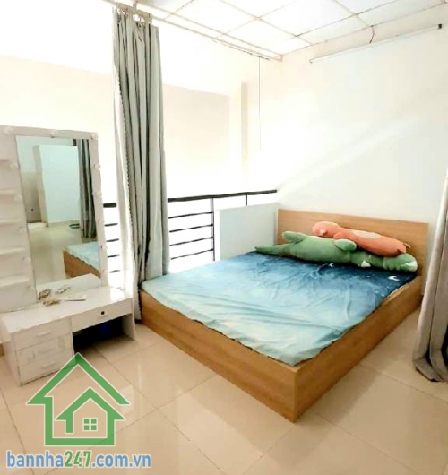 CHỈ 4,6 TỶ – NHÀ ĐẸP 2 TẦNG BÌNH TÂN – GIÁP TÂN PHÚ – HẺM XE HƠI TRÁNH 6M – SỔ NỞ HẬU CỰC ĐẸP! Vị trí: Hẻm xe hơi tránh, thông tứ tung, khu dân trí cao, toàn nhà cao tầng. 