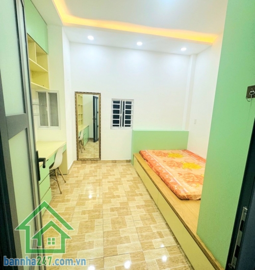 CHỈ 5,2 TỶ - NHÀ ĐẸP HƯƠNG LỘ 2 – DT 46m² (4 x 11,5) – 4 TẦNG – 4PN – 4WC – TẶNG FULL NỘI THẤT – SỔ VUÔNG A4 Nhà vào ở ngay: Kết cấu 1 trệt – 2 lầu – mái bê tông.