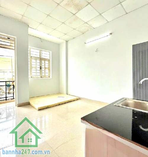 CHỈ 6,2 TỶ – CHDV 3 TẦNG – HẺM 4M GẦN MẶT TIỀN BÌNH TRỊ ĐÔNG. 5PN, 5WC, bếp riêng từng phòng. DT: 4x16m Kết cấu: 1 trệt 2 lầu – gồm 5 phòng, 5WC riêng, bếp riêng. 