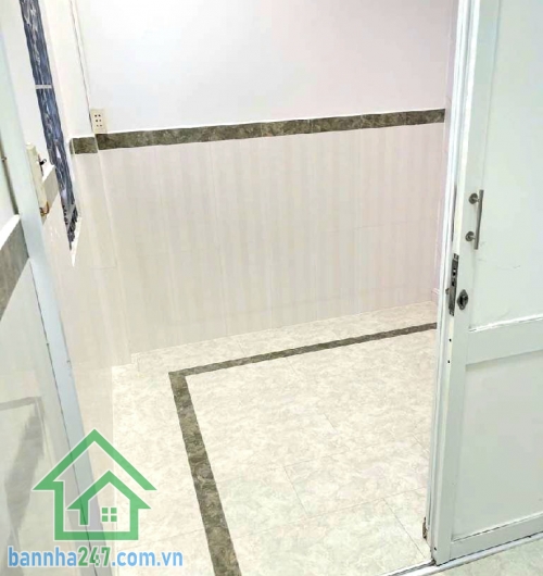 CHỈ 4,75 TỶ – AO ĐÔI – HẺM XE TẢI 6M – DT: 48M², NHÀ 2 TẦNG BTCT – 3PN 2WC Khu Ao Đôi – khu dân cư hiện hữu, tiện ích đầy đủ Diện tích: 48m² – vuông vức. Kết cấu: Nhà BTCT 1 trệt + 1 lầu, 3 PN - 2 WC