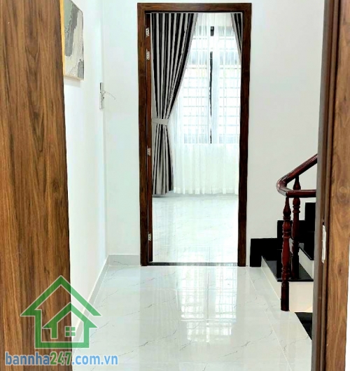 CHỈ 5,69 TỶ – NHÀ ĐẸP MỚI HOÀN THIỆN – SỔ HOÀN CÔNG MỚI – 4 TẦNG – 4PN – 3WC – DT 44m² (4,2x11) 