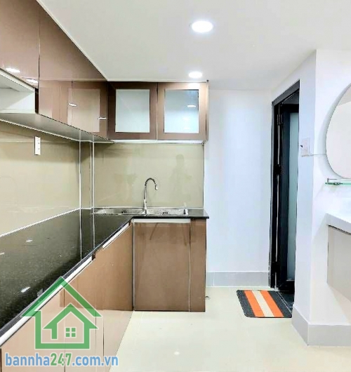  5,15 TỶ – HẺM XE TẢI 6M THÔNG – TÂN KỲ TÂN QUÝ – NHÀ MỚI Ở LIỀN – DT 40M² (4x10)m – 3PN – 2WC Nhà đẹp mới tinh – BTCT kiên cố * Diện tích: 4 x 10m * Kết cấu: 1 trệt + 1 lửng + 1 lầu* Công năng đầy đủ: 3PN – 2WC * Nội thất xịn, chỉ việc xách vali vào ở ng