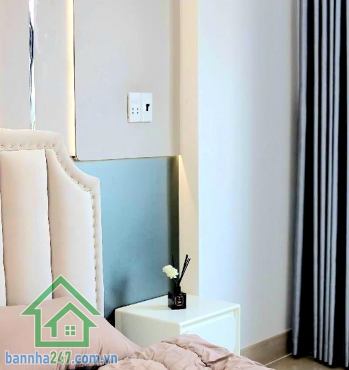  5,15 TỶ – HẺM XE TẢI 6M THÔNG – TÂN KỲ TÂN QUÝ – NHÀ MỚI Ở LIỀN – DT 40M² (4x10)m – 3PN – 2WC Nhà đẹp mới tinh – BTCT kiên cố * Diện tích: 4 x 10m * Kết cấu: 1 trệt + 1 lửng + 1 lầu* Công năng đầy đủ: 3PN – 2WC * Nội thất xịn, chỉ việc xách vali vào ở ng