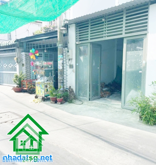CHỈ 7 TỶ - MTKD ĐƯỜNG XE TẢI – SÁT QL1A – 100M² –  P. Bình Hưng Hòa A, Q. Bình Tân – Giáp Tân Phú, Ngã Tư Bốn Xã. DT: 4 x 25m, nở hậu – Nhà cấp 4, tiện sửa hoặc xây mới. Đường hiện hữu xe tải 8m thông, cách QL1A ~50m.