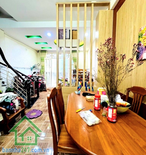 CHỈ 5,2 TỶ – NHÀ TRẦN VĂN ƠN – TÂN PHÚ – Ở NGAY - 46m² – 3 TẦNG – 3PN – 3WC – NHÀ ĐẸP  Diện tích: 46m² - 1 trệt + 2 lầu (3 tầng) 3 PN – 3 WC (mỗi phòng 1 WC riêng)