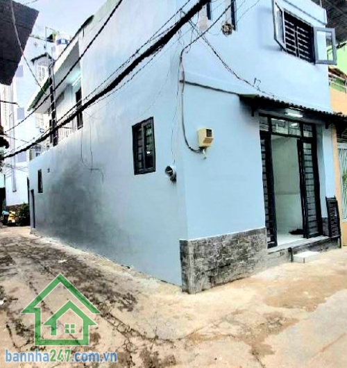 NHỈNH 7 TỶ – MẶT TIỀN KINH DOANH – LÔ GÓC 3 MẶT THOÁNG - NGANG GẦN 5M – SẴN DÒNG TIỀN – SỔ VUÔNG HIẾM Thông tin chi tiết: • Diện tích: 58m² – ngang gần 5m
