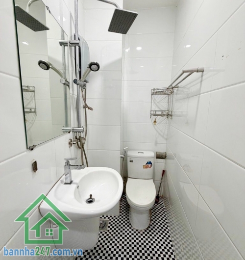 CHỈ 5.9 TỶ – NHÀ MỚI 5 TẦNG – HXH – TRUNG TÂM PHÚ NHUẬN - 3PN – 3WC