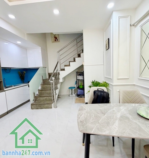 CHỈ 5.9 TỶ – NHÀ MỚI 5 TẦNG – HXH – TRUNG TÂM PHÚ NHUẬN - 3PN – 3WC