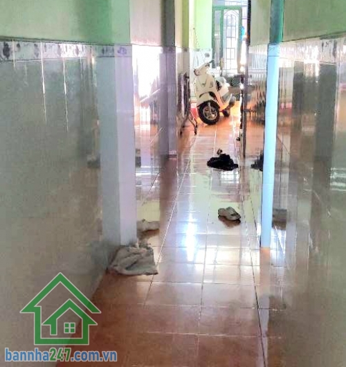 CHỈ 18 TỶ TL - NHÀ MTKD ĐƯỜNG 16M – VỈA HÈ 4M – TÂY THẠNH – TÂN PHÚ –DT: 100m² (4×25) – 2 TẦNG – 5PN – 2WC Vị trí kinh doanh cực đẹp: Mặt tiền đang kinh doanh