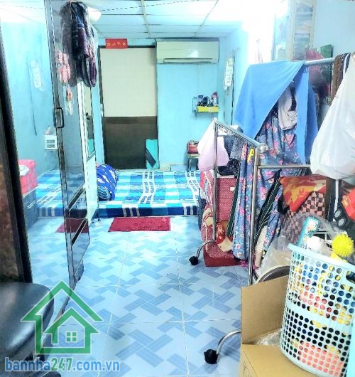 CHỈ 7,8 TỶ – GẦN MẶT TIỀN LÃNH BINH THĂNG Q.11 – HẺM XE HƠI 5M THÔNG – DT 70M² (5x14)m – 3PN, 2WC - C4 TIỆN XÂY MỚI Diện tích: 70m² (công nhận 50m², nở hậu đẹp.