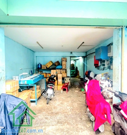 CHỈ 14.6 TỶ TL – MTKD TÂN BÌNH – DT 110M² (4.5 x 25)m – KHU VIP P.11 – TIỆN XÂY MỚI – CHDV * Diện tích chuẩn đẹp: 4.5m x 25m = 110m². * Kết cấu: Trệt + lầu.