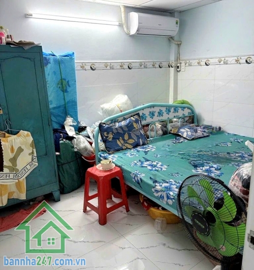 CHỈ 5,1 TỶ – NHÀ LÊ VĂN QUỚI – GẦN MẶT TIỀN – HẺM Ô TÔ 6M THÔNG – DT 55M² Lê Văn Quới, Gần Ngã Tư 4 Xã – khu dân cư sầm uất, tiện ích đầy đủ Diện tích: 55m² (4m x 14m)