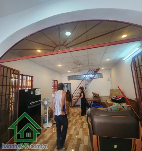 CĂN GÓC NGUYỄN VĂN SĂNG – TÂN SƠN NHÌ – TÂN PHÚ – HẺM XE HƠI – NGANG LỚN 4.5M – NHỈNH 5 TỶ * Diện tích: 4.5 x 14.5m, lô góc thoáng, không quy hoạch, không lộ giới. 