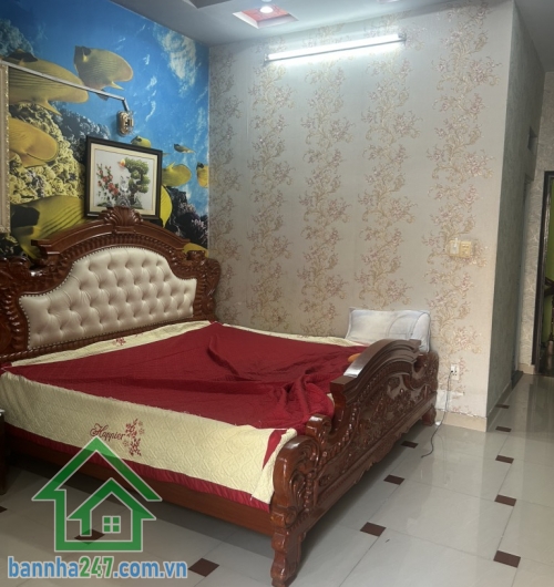 NHỈNH 10 TỶ VƯỜN LÀI – TÂN THÀNH – HẺM 8M NHỰA + VỈA HÈ – 4 TẦNG – 4PN – 4WC – TIỆN Ở + KINH DOANH DT: 4x17m (68m²) vuông vức. Kết cấu: trệt + 2 lầu + sân thượng. 