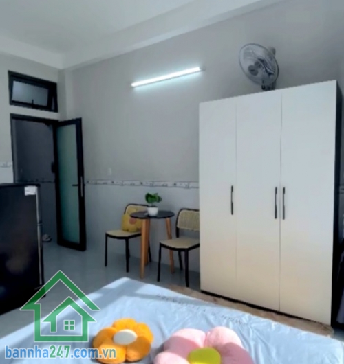 CHỈ 6,9 TỶ – NHÀ 3 TẦNG – 5PN 6WC – HẺM 5M – GẦN NGÃ TƯ BẢY HIỀN – P.8, TÂN BÌNH DT: 3.65 nở hậu 3.95, dài 14m (44.6m² CN đủ)  Kết cấu: 1 trệt 2 lầu – 5PN, 6WC