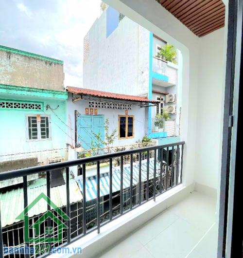 CHỈ 4,35 TỶ – NHÀ MỚI ĐẸP 3PN – GẦN LÊ VĂN QUỚI – NGÃ TƯ 4 XÃ – CHỢ BÌNH LONG - 3PN, 2WC DT: 4x12m (48m² công nhận đủ) Kết cấu: 1 trệt + 1 lầu, 3PN, 2WC, có phòng ngủ dưới đất.