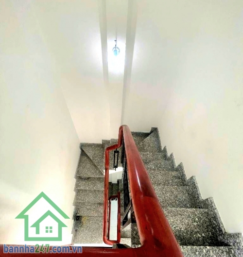 CHỈ 4,25 TỶ - NHÀ MỚI ĐẸP 3 TẦNG – CẠNH AEON TÂN PHÚ – 4 PN - 3 WC - VÀO Ở NGAY Vị trí: Cách Aeon Mall Tân Phú vài phút, khu dân cư an ninh – tiện ích đầy đủ