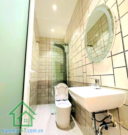 CHỈ 4,95 TỶ (TL) – THỐNG NHẤT, GÒ VẤP – NHÀ MỚI, FULL NỘI THẤT - HẺM THÔNG – Ô TÔ NHỎ NGỦ TRONG NHÀ – CĂN GÓC 2 MẶT THOÁNG Diện tích: 36m² (4 x 9) – Vuông A4