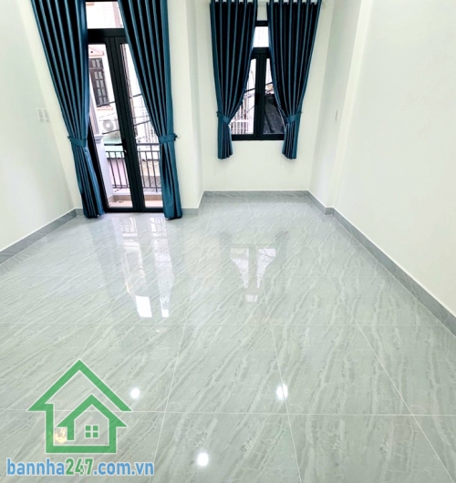 CHỈ 4,7 TỶ – HIẾM! NHÀ ĐẸP TÂN BÌNH – GẦN NHÀ GA T3 & SÂN BAY – 36M² – 2 TẦNG – VUÔNG A4 – HẺM BA GÁC VIVU Diện tích: 36m² (4 x 9m) – vuông A4, công nhận đủ