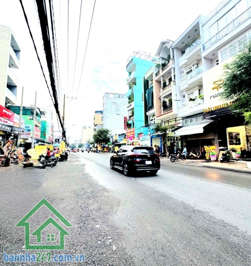 CHỈ 4,7 TỶ – HIẾM! NHÀ ĐẸP TÂN BÌNH – GẦN NHÀ GA T3 & SÂN BAY – 36M² – 2 TẦNG – VUÔNG A4 – HẺM BA GÁC VIVU Diện tích: 36m² (4 x 9m) – vuông A4, công nhận đủ