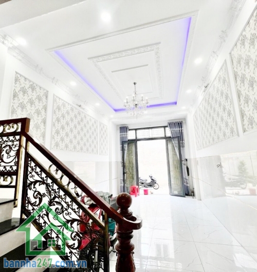 CHỈ 6,5 TỶ TL – CĂN HỘ DỊCH VỤ 4 TẦNG – HƯƠNG LỘ 2 – SÁT BV BÌNH TÂN Diện tích 4 x 16m (64m²) – kết cấu 1 trệt 3 lầu, gồm 7PN – 7WC, ban công, sân thượng đầy đủ,  Nhà đang khai thác căn hộ dịch vụ, doanh thu 36 triệu/tháng