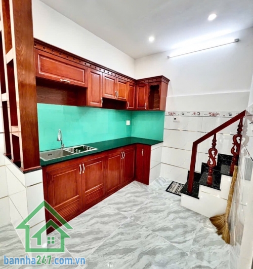 BÁN NHÀ MỚI 2 TẦNG – ĐÌNH NGHI XUÂN – SÁT NGÃ TƯ BỐN XÃ – CHỈ 4,35 TỶ DT: 4 x 9,5m (38m²). Kết cấu: 1 trệt 1 lầu, 2PN, 2WC, ban công rộng. Nhà mới đẹp. 