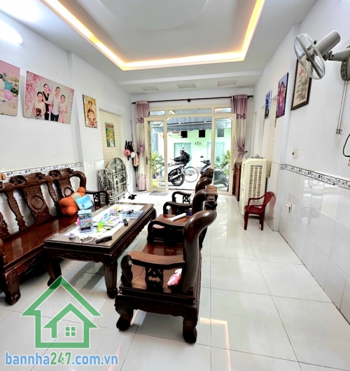 CHỈ 5,1 TỶ – ĐƯỜNG XE HƠI 5M – 2 TẦNG BTCT - (4 x 13) 2PN – 2WC – SÁT NGÃ TƯ BỐN XÃ – HÒA BÌNH  Ngay khu trung tâm Ngã Tư Bốn Xã – kết nối nhanh Lê Văn Quới, Hòa Bình.
