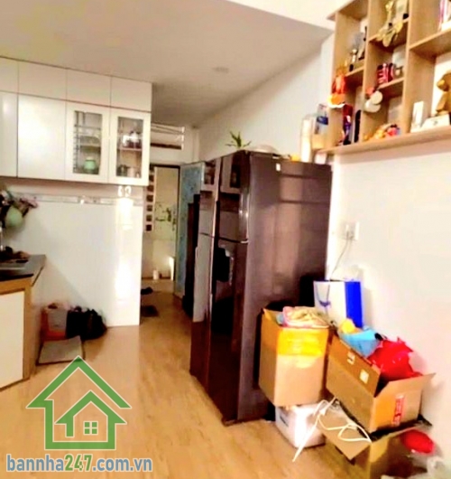 CHỈ 2,26 TỶ – SIÊU HIẾM – CHUNG CƯ TRƯỜNG CHINH – BA VÂN – FULL NỘI THẤT - 2PN • DT: 50m² (ngang 4m – dài 12.5m) • Kết cấu: 2 Phòng ngủ rộng – thoáng • Nhà Nhà mới đẹp – FULL nội thất, dọn vào ở ngay