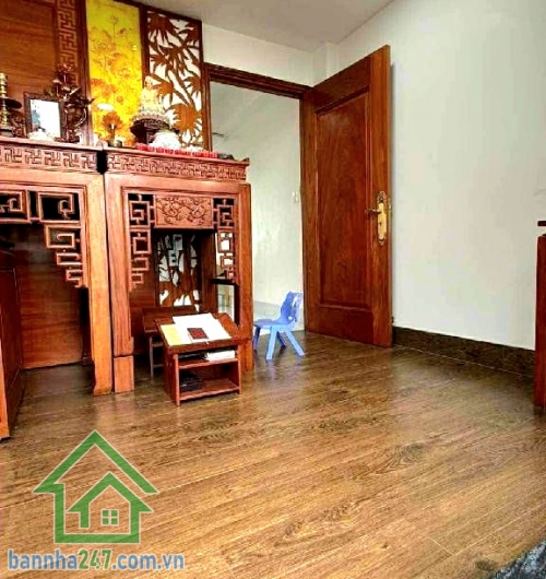 HẺM NHỰA 8M – XE HƠI NGỦ TRONG NHÀ – 6 TẦNG CÓ THANG MÁY - DT 92m² (5x19)m – NỘI THẤT CAO CẤP – 6PN – 6WC • Diện tích đất: 92m² (5 x 19m) – vuông vức • Kết cấu: Trệt + lửng + 3 lầu + sân thượng trước & sau • 6 phòng ngủ – 6 WC, thang máy hiện đại