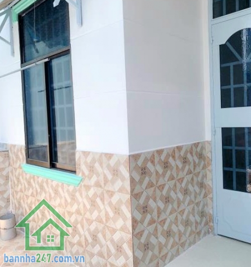 CHỈ 5,8 TỶ - NHÀ ĐẸP ÂU CƠ, GẦN KHU BÀU CÁT - TÂN BÌNH DT: 66m² (4.1 x 16m) – Kết cấu 2 tầng kiên cố, 3PN rộng, 3WC, phòng khách, bếp, ban công thoáng mát. Vị trí cực đẹp, khu dân trí cao, an ninh tuyệt đối. Gần BV, trường học, trung tâm thương mại, 5 phú