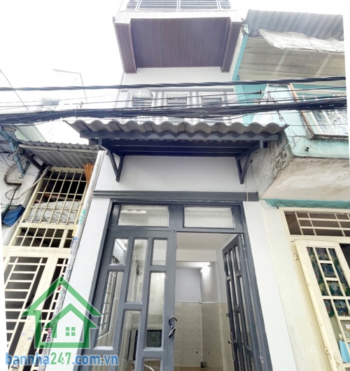 CHỈ 2,65 TỶ – NHÀ MỚI ĐẸP 3 TẦNG – GẦN HẺM XE HƠI 10M – SỔ HỒNG RIÊNG – Ở NGAY Vị trí: Gần BV Quận Tân Phú, UBND Phường, cách hẻm xe hơi 10m Khuông Việt, trung trung tâm khu dân cư an ninh, thuận tiện di chuyển mọi hướng.
