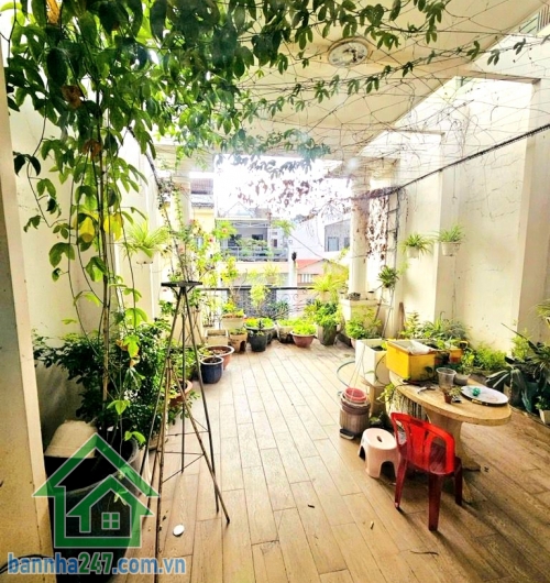 MTKD BÀU CÁT – KHU VIP CAO TẦNG - DT: 72M² (4X18) – 4 TẦNG BTCT – 5PN – 5WC - SẴN DÒNG TIỀN 25TR/THÁNG ✔ Mặt tiền khu Bàu Cát, trục kinh doanh sầm uất ✔ Khu cao tầng – phân lô đồng bộ, đẹp bậc nhất Tân Bình ✔ Xung quanh khách sạn, nhà hàng, dịch vụ hoạt đ