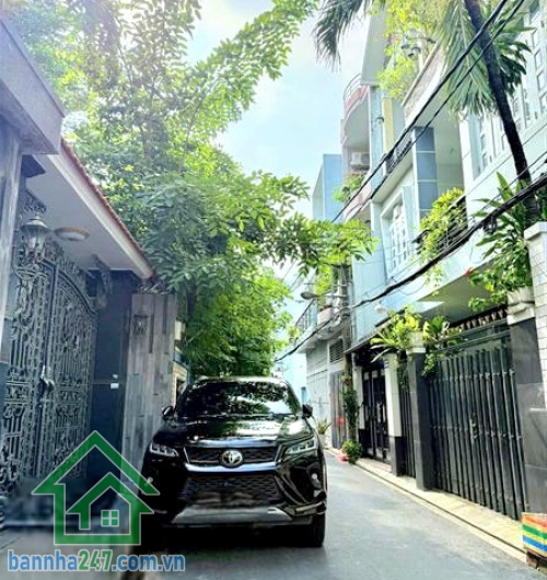 CHỈ 8,6 TỶ – NHÀ ĐẸP KHU VIP BÀU CÁT – TÂN BÌNH – HẺM NHỰA 5M Ô TÔ VÀO TẬN NHÀ - 4PN, 5WC * DT: 4x13m (51m²) – Kết cấu BTCT 4 tầng, gồm 4PN, 5WC, có phòng thờ, giếng trời, sân thượng trước sau thoáng mát.